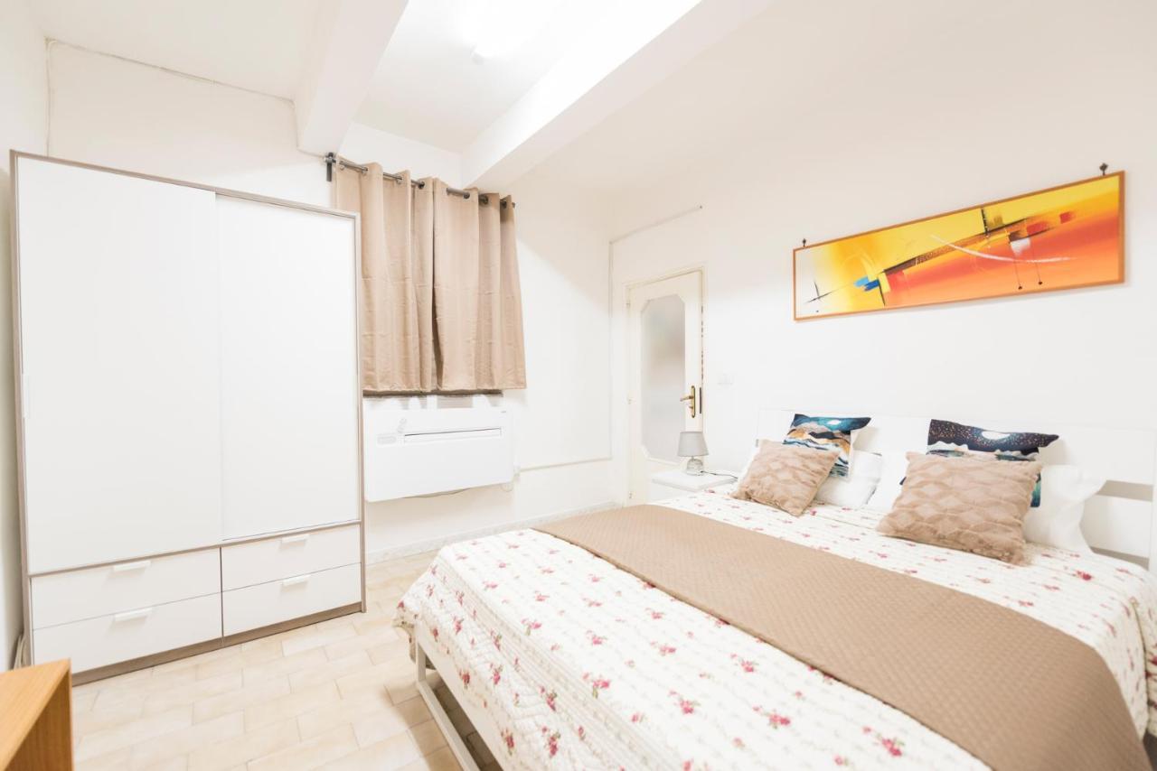 Casa Vacanze Basso Salerno Luaran gambar