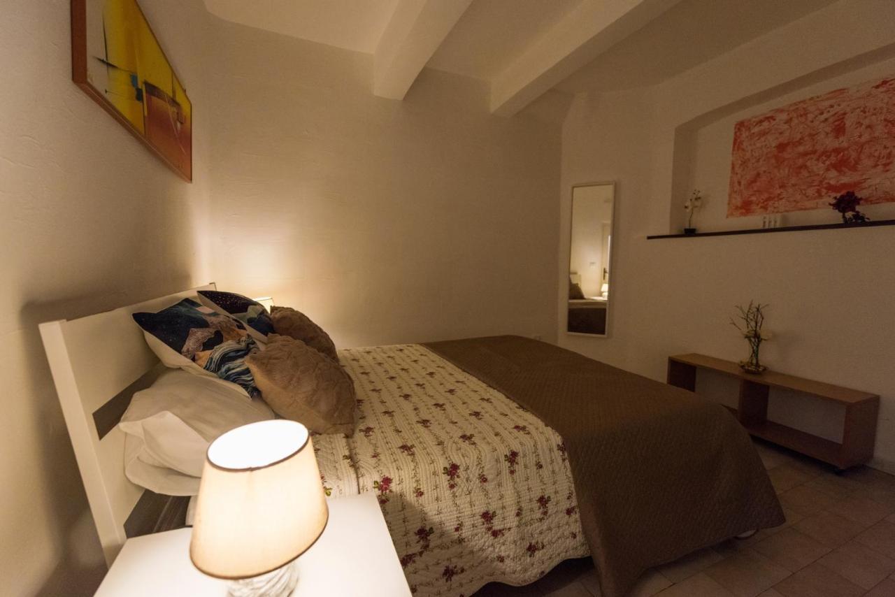 Casa Vacanze Basso Salerno Luaran gambar