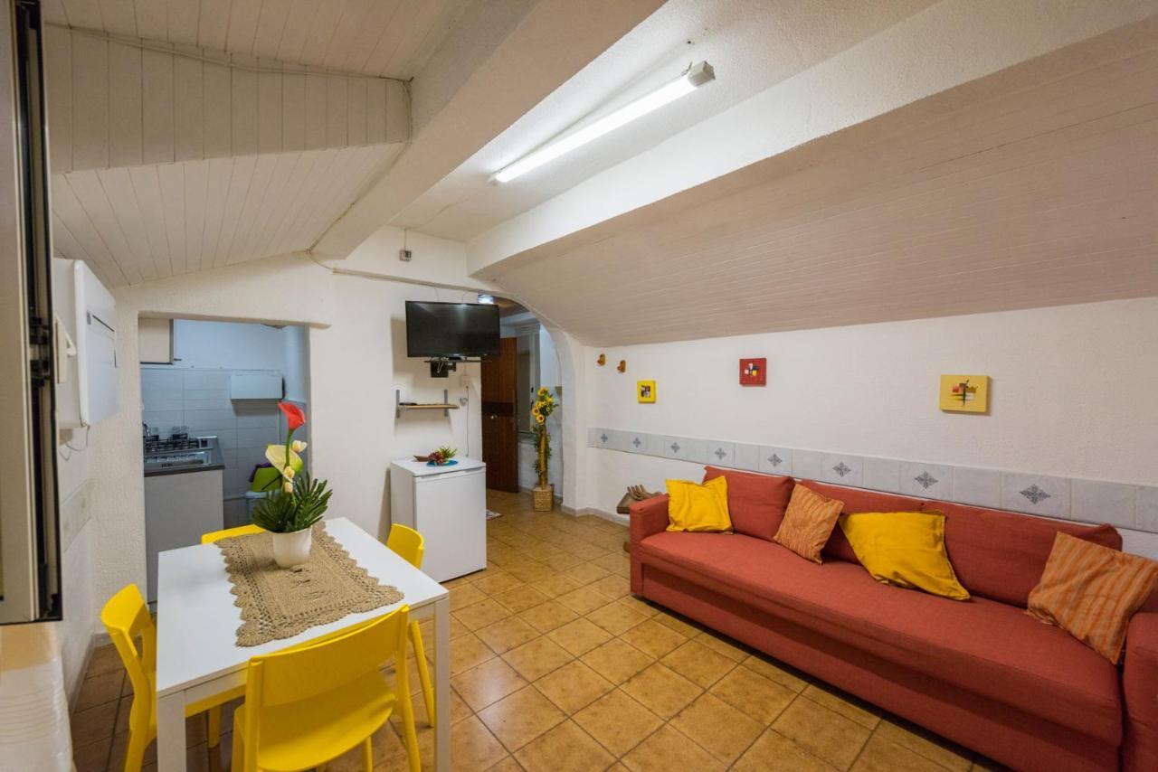 Casa Vacanze Basso Salerno Luaran gambar